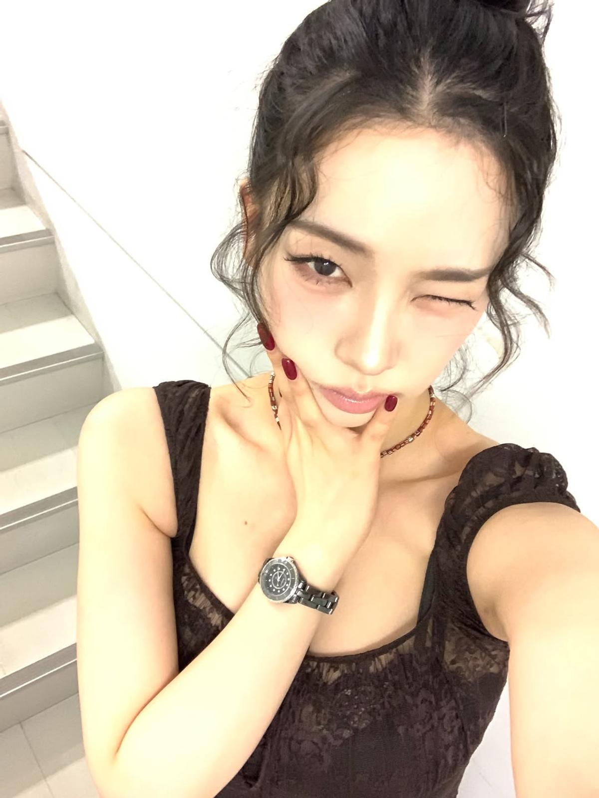 引用：カリナのInstagramアカウント（@katarinabluu）