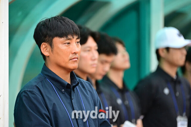 [MD포토] 박규선 감독 '한남대 우승을 위해'