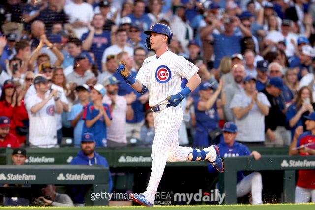 MLB 시카고 컵스에서 뛰고 있는 피트 크로-암스트롱은 지난 16일 콜로라도와 홈 경기에서 올 시즌 첫 번째 사이클링 히트 주인공이 됐다./게티이미지코리아