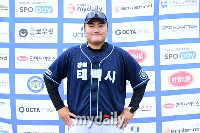 [MD포토] 배강열 '태백시 유소년야구단 우승을 위해'