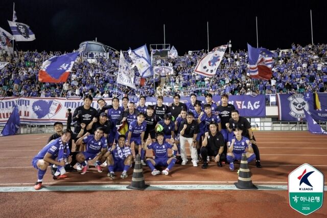 수원이 하나은행 K리그2 2026 부산 원정 경기에서 승리를 거뒀다./프로축구연맹 제공
