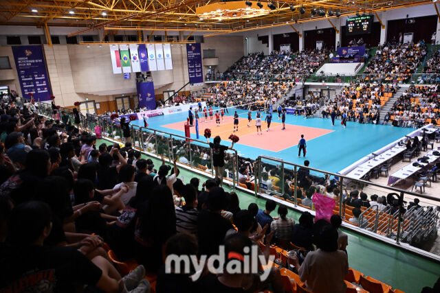 [MD포토] 뜨거운 열기의 '대한민국 배구 국가대표팀 평가전'