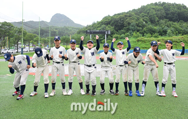 [MD포토] 휘문아카데미 '유소년리그(U-12) 우승했어요'
