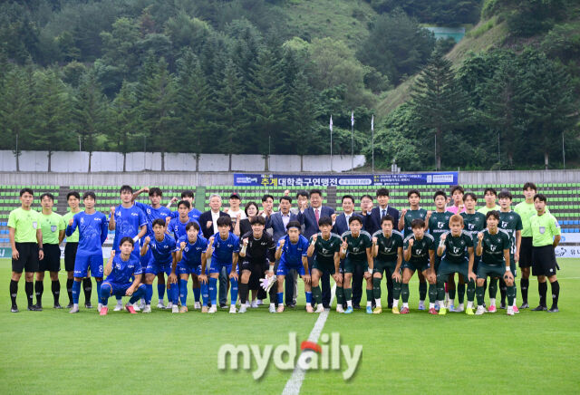 [MD포토] 추계대학축구연맹전 결승전 '태백에서 우승팀 가리자'