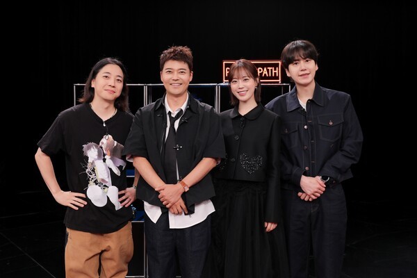 (왼쪽부터) 넉살, 전현무, 허영지, 규현 [사진=MBN]
