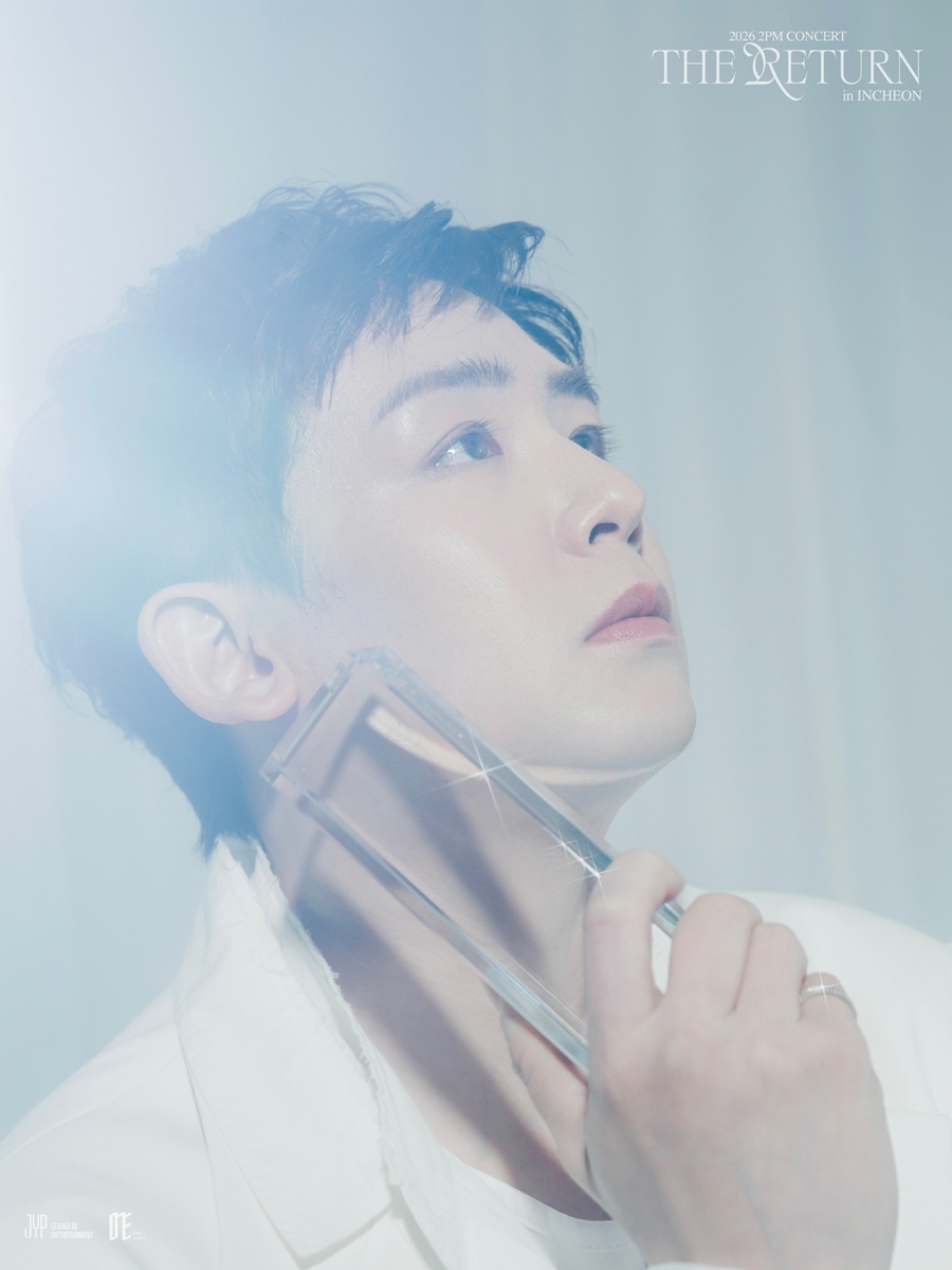 2PM, 6人 완전체 콘서트 개인 포스터 공개…오늘(9일) 선예매 티켓 오픈