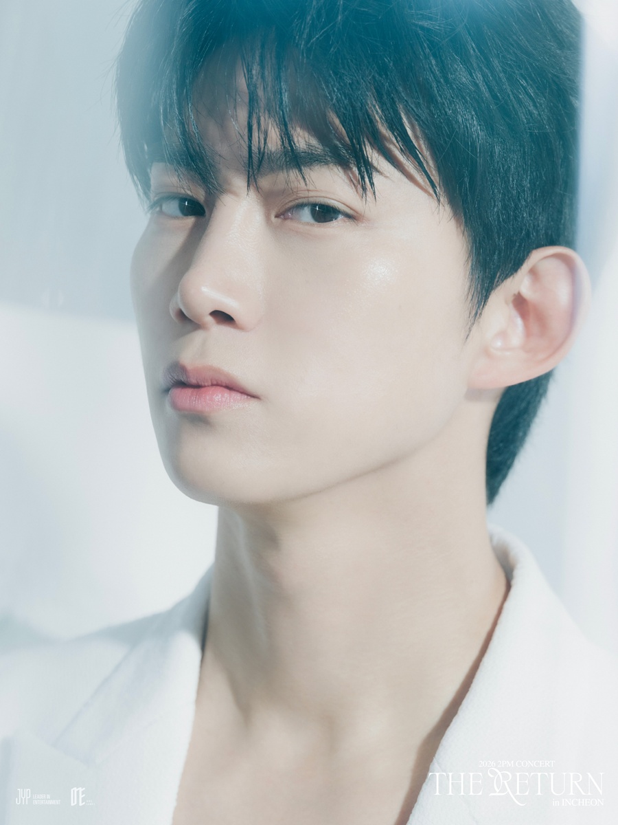 2PM, 6人 완전체 콘서트 개인 포스터 공개…오늘(9일) 선예매 티켓 오픈