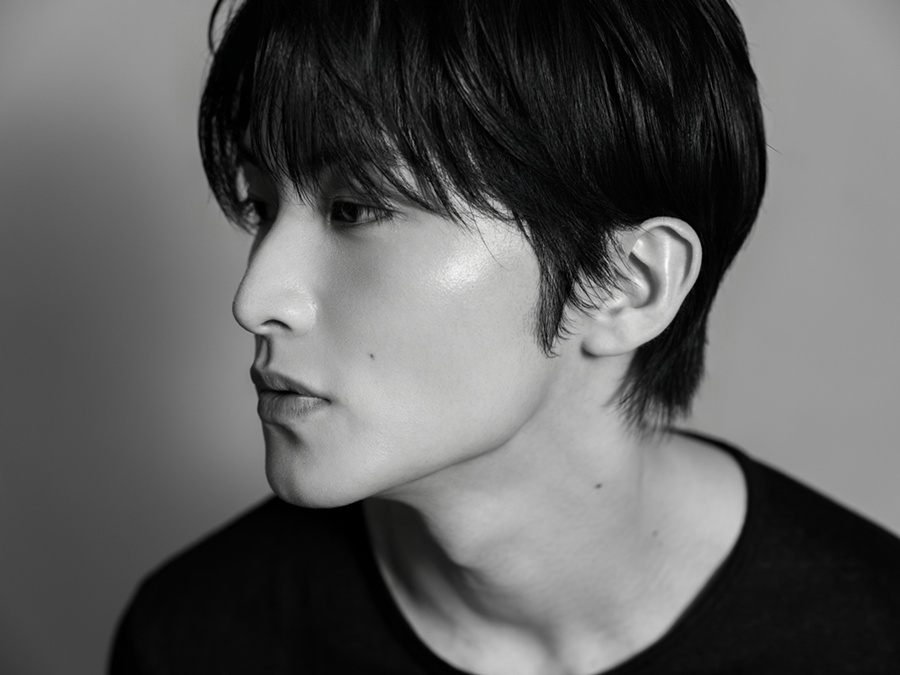 'NCT 탈퇴' 마크, 새 프로필 이미지 공개…위버스 오픈하고 본격 소통 예고