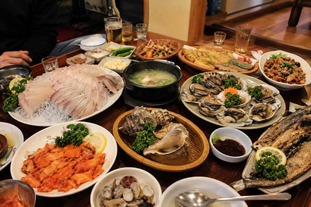 일반 횟집과 다른 점은? / 이해를 돕기 위한 ai이미지