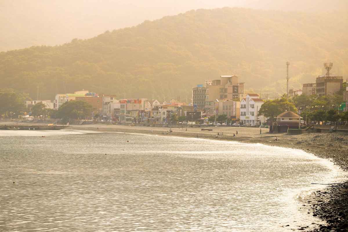 학동몽돌해변 / 사진=한국관광공사 포토코리아@보케
