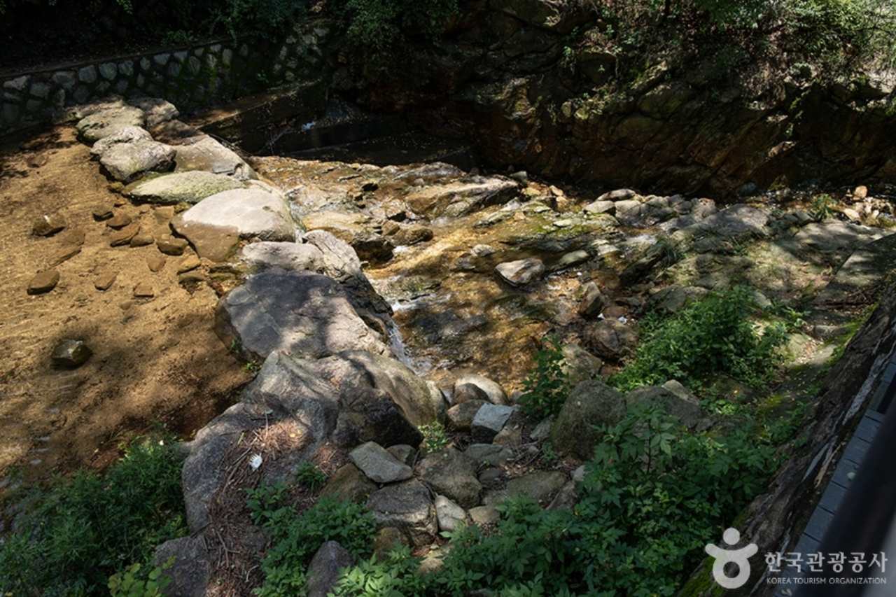 아차산 긴고랑계곡 / 사진=한국관광콘텐츠랩
