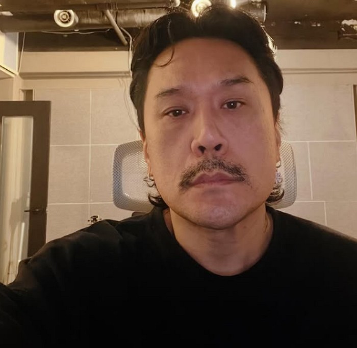 [사진=JK김동욱 SNS]