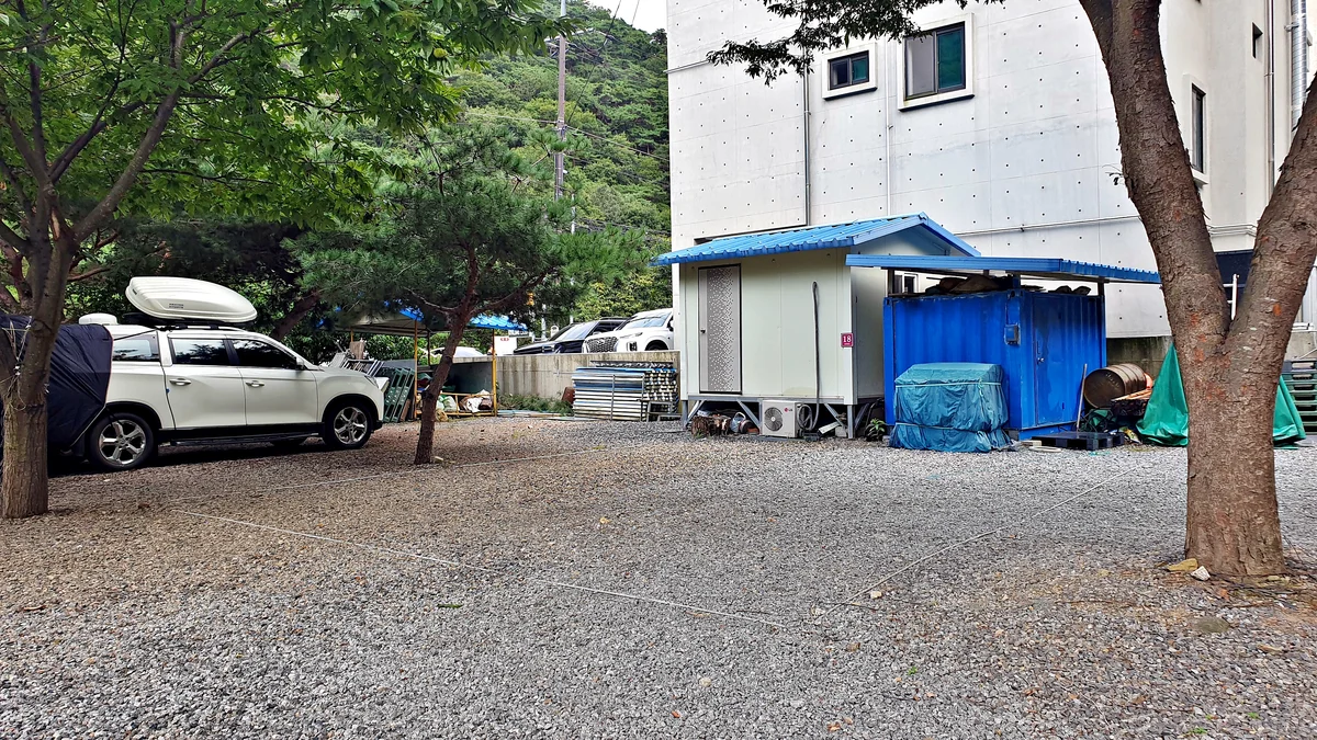 솔밭캠프