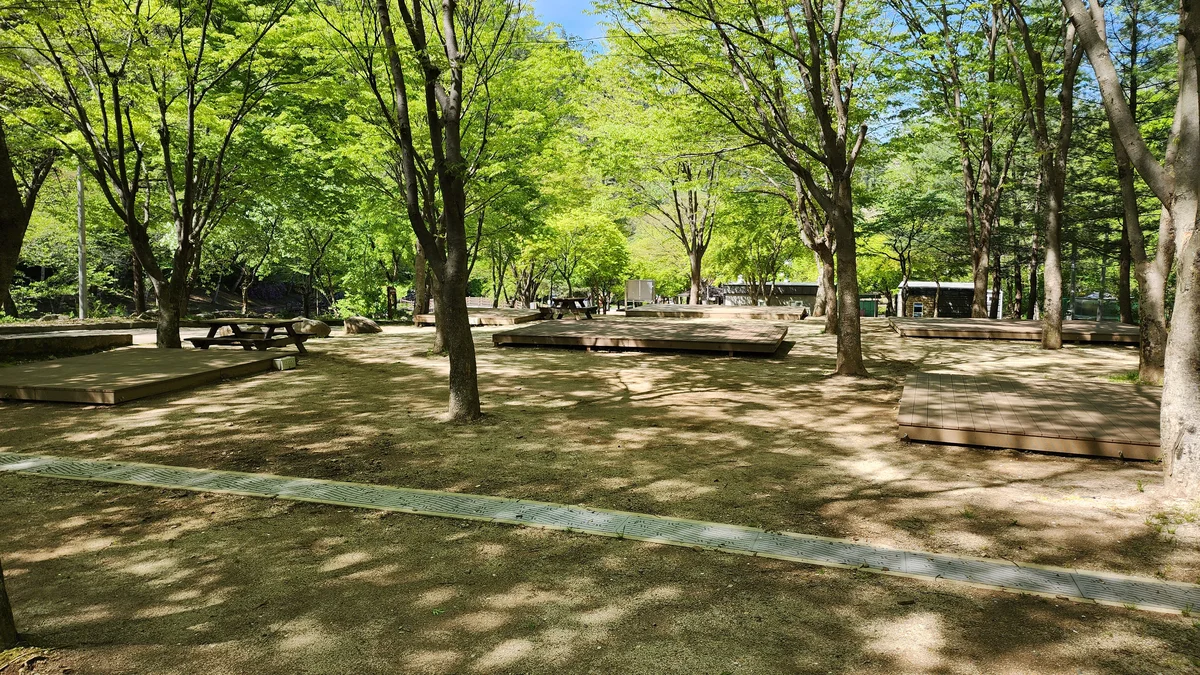 화암약수야영장