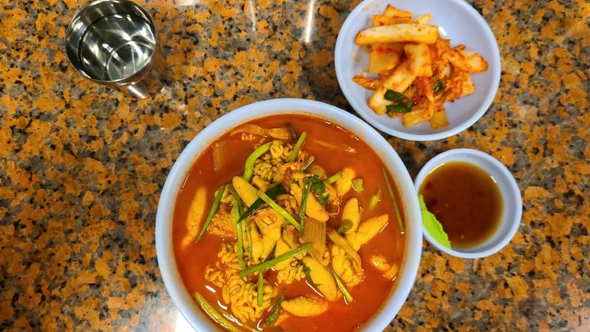 하니칼국수