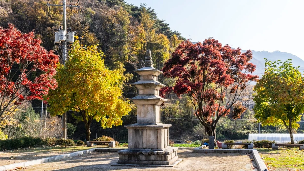 단양 향산리 삼층석탑