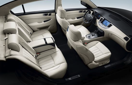 [그 시절 명차] 제네시스 프라다편 5.0 V8 한정판 역사와 주요 제원