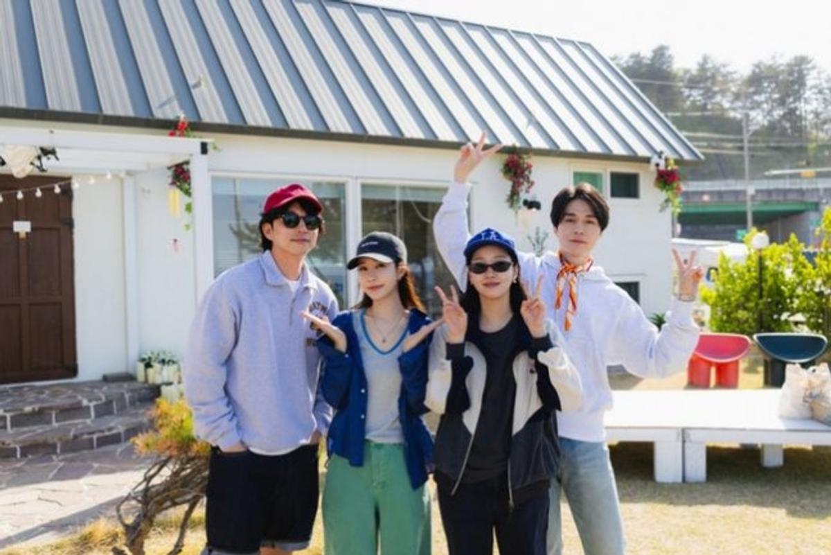 '도깨비 10주년 여행' 공유, 유인나, 김고은, 이동욱(왼쪽부터) [tvN 제공. 재판매 및 DB 금지]