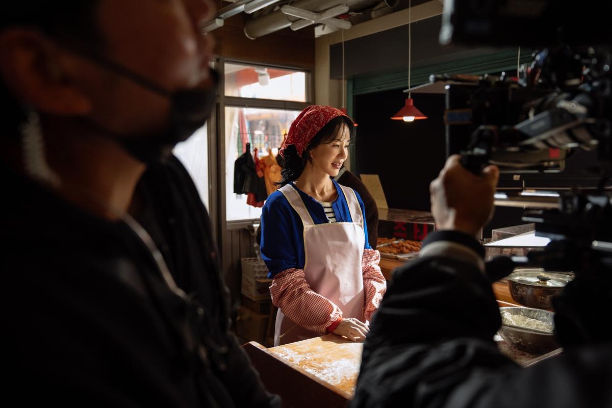 ‘오케이 마담2’ 전직 레전드 요원 엄정화, 코미디부터 고난도 액션까지 완벽 접수!
