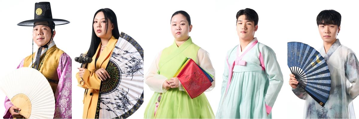 '신빨스테이' 출연진 [디즈니+ 제공. 재판매 및 DB 금지]