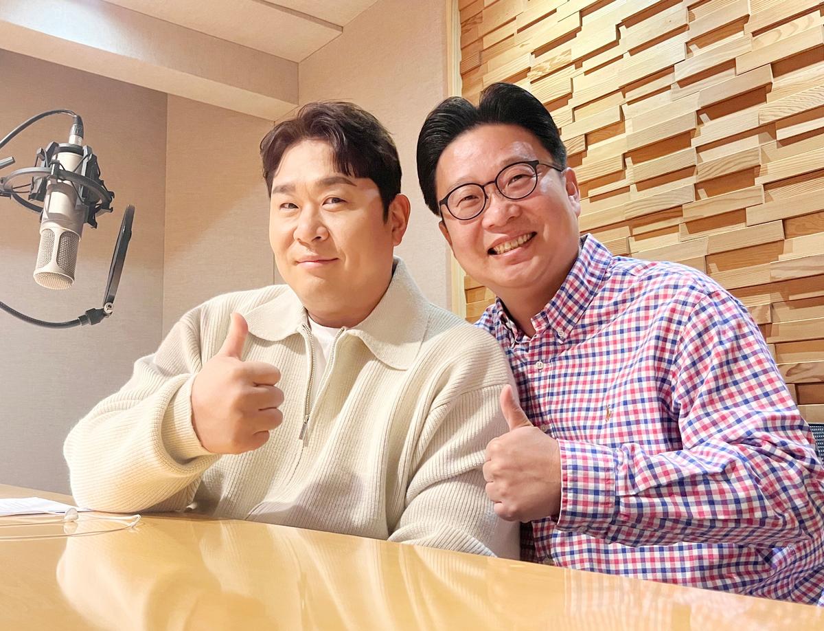 방송인 문세윤(왼쪽)과 서경덕 성신여대 교수 [서경덕 교수 SNS 캡처. 재판매 및 DB 금지]