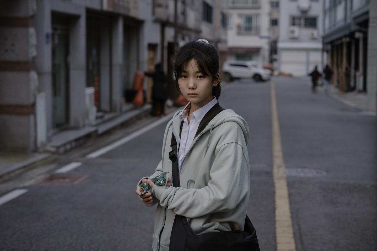 〈그림자 아이〉  재인/수련 역 유나