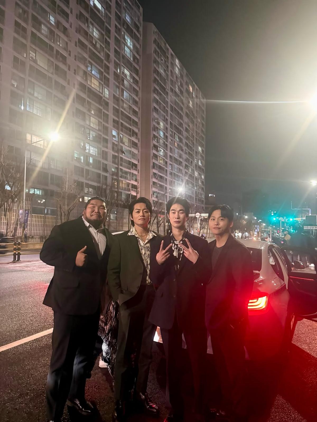  〈김부장〉 (왼쪽부터) 상만 역 김대한, 금이빨 역 조복래, 강민 역 김윤배, 강필준