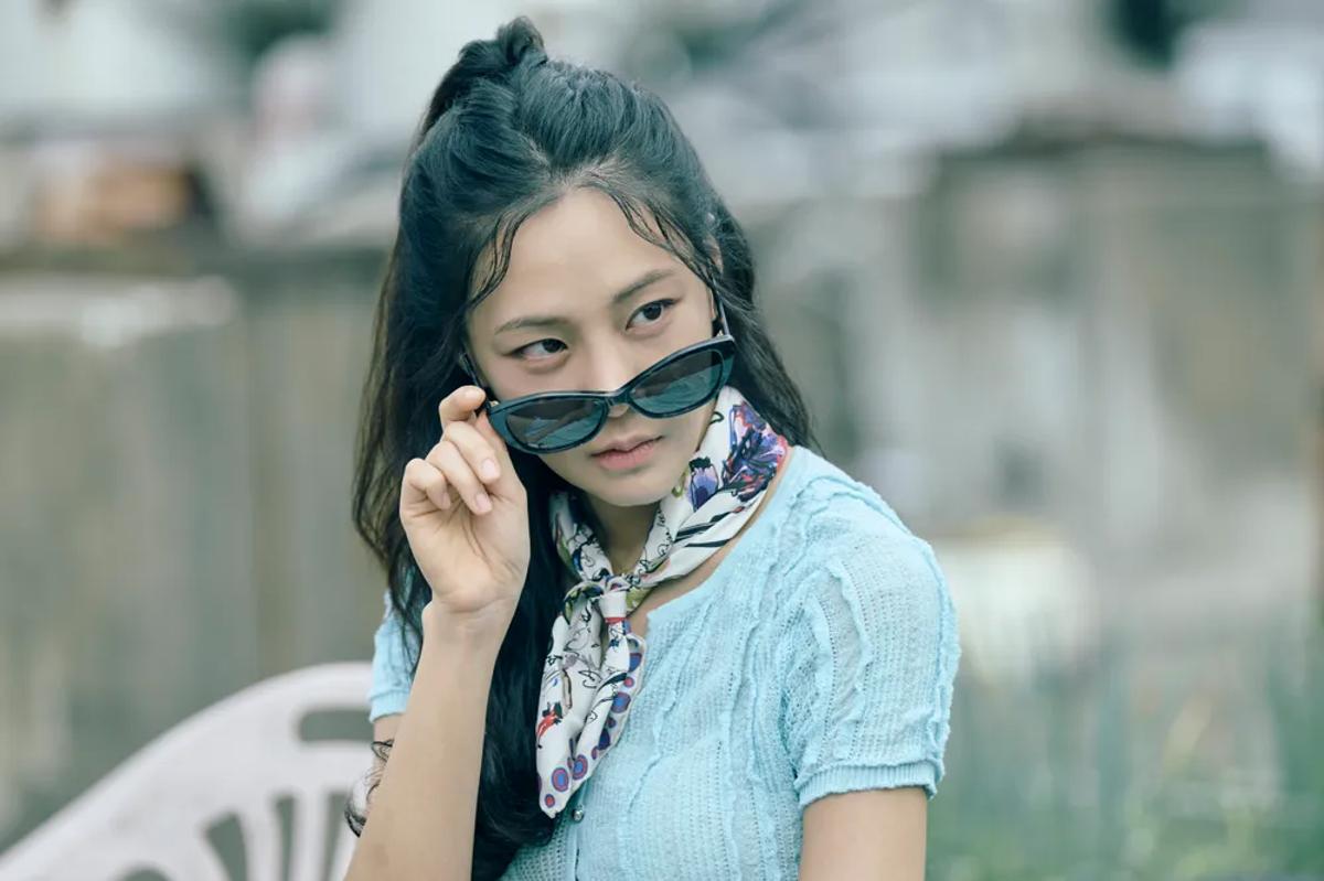 〈맨 끝줄 소년〉