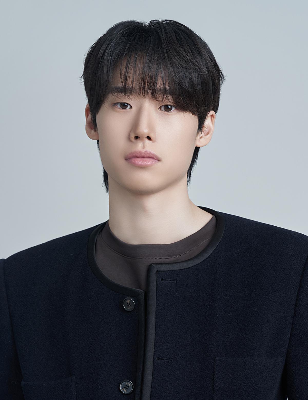 ‘상남자’ 디즈니+ 공개 확정! 대기업 CEO 박정민, 신입사원으로 회귀!
