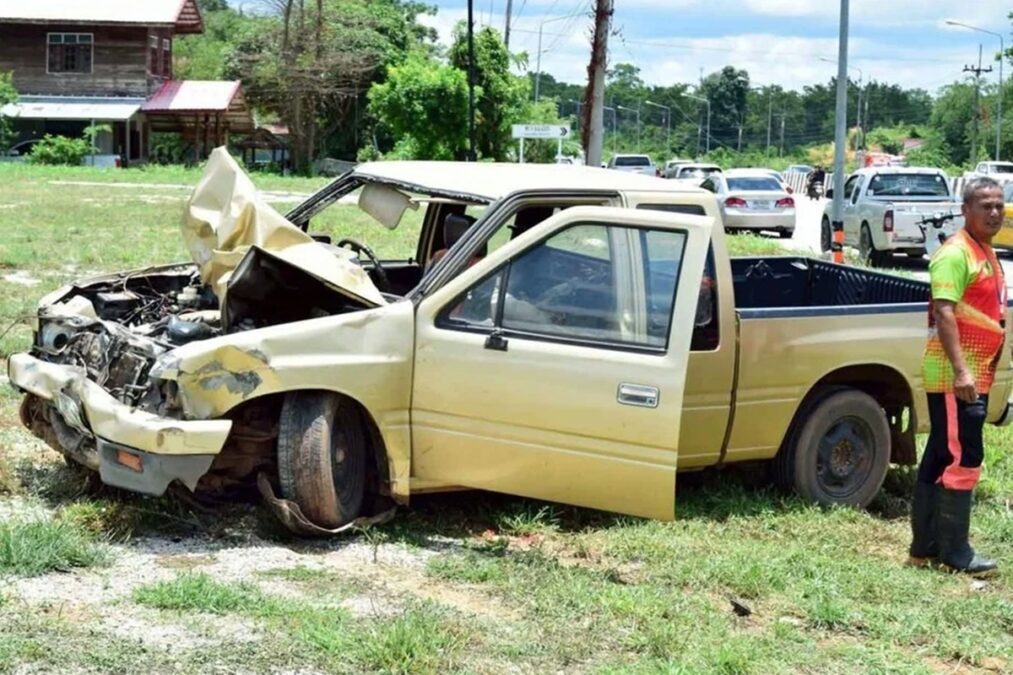 托鉢巡礼 引用：Ruamjai Mukdahan Rescue Foundation