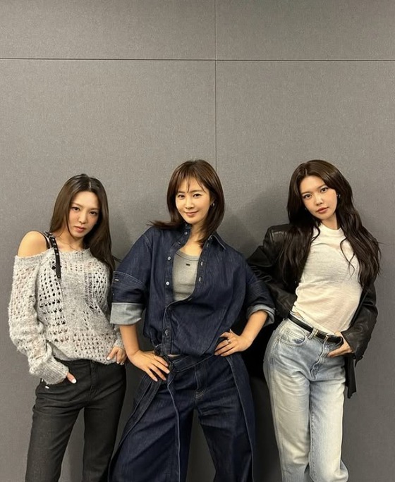 / Hyoyeon SNS