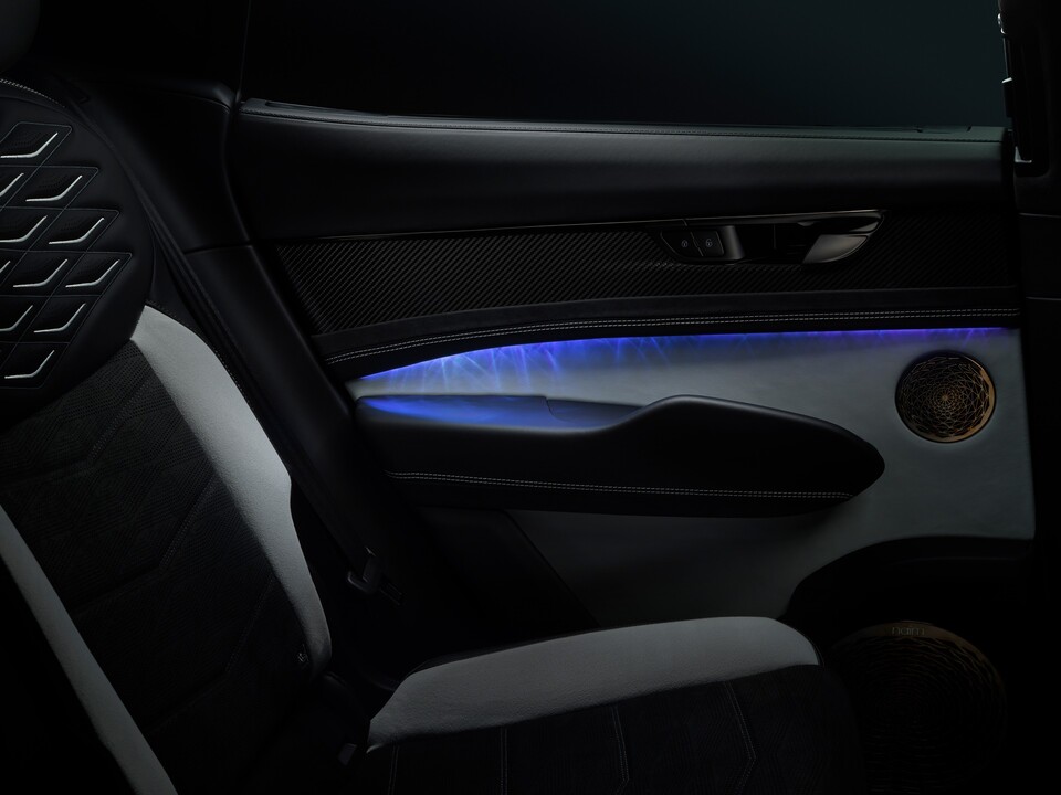 引用：ベントレー・モーターズ、トルカルの没入型ラグジュアリー体験システム キュレーションエンジン を公開