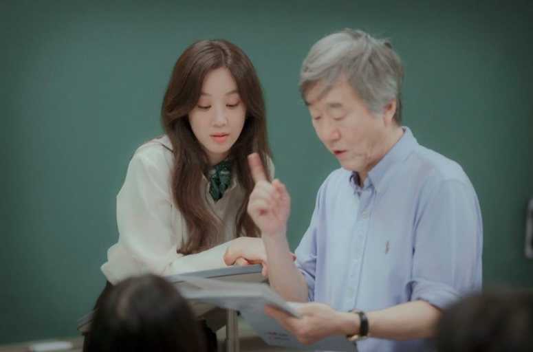 사진 : 정려원 인스타그램