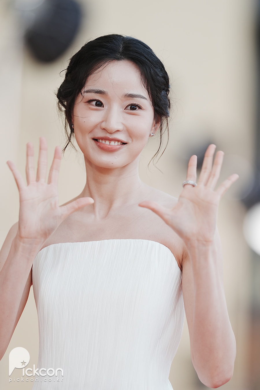 방효린·아린·김예원·서은수·곽선영·문정희, 취향에 따라 골라보는 여배우 드레스