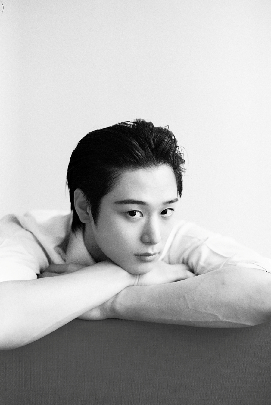 주연, 이종석·이준혁과 한솥밥…에이스팩토리와 전속계약