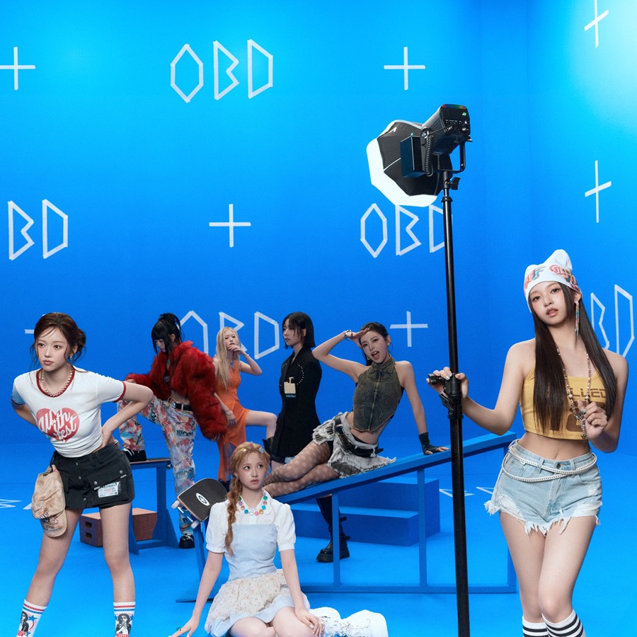 'JYP 걸그룹' 아워벌스데이, 눈부신 축제의 막 올린다…오늘(19일) 가요계 출격