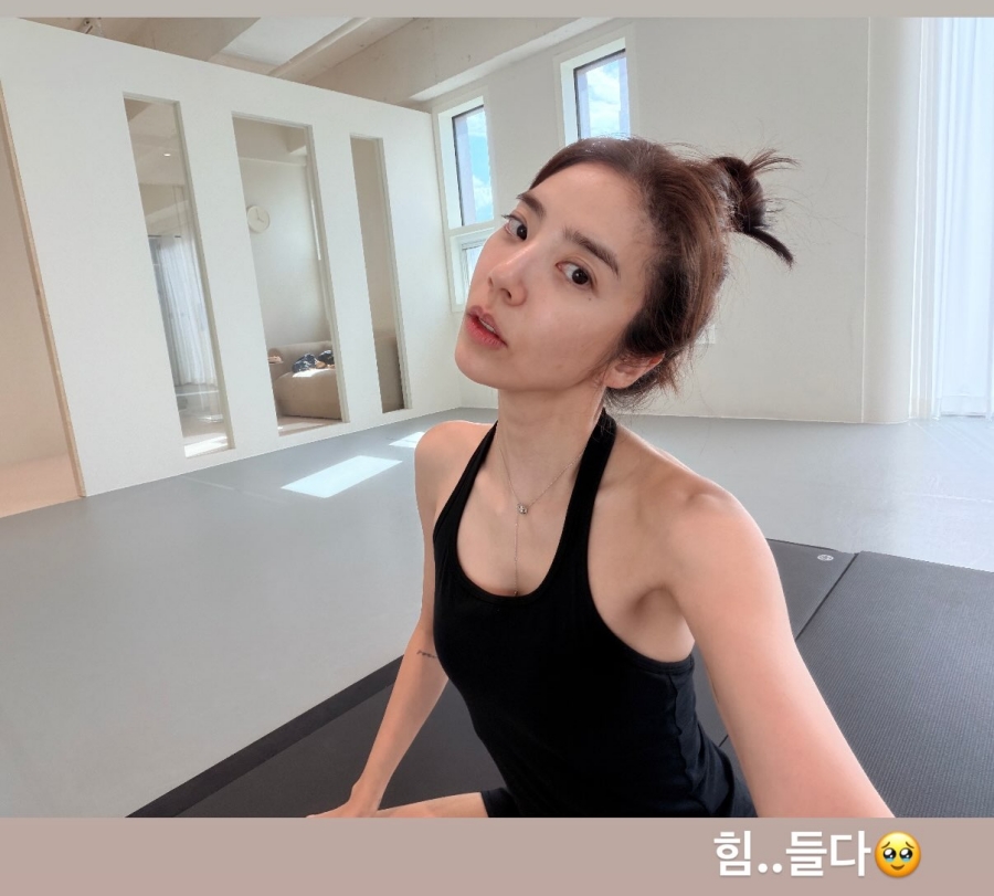 손담비, 47kg 고백하더니 유연성까지 넘사벽…다리 쭉 찢으며 \