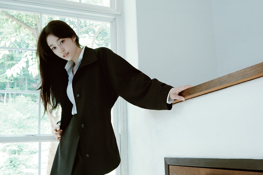노윤서, 르샵블랑 새 모델 발탁…가을 감성 담은 첫 캠페인 공개 [화보]