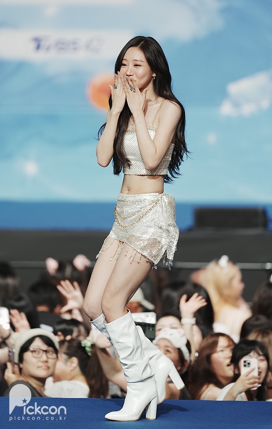 핫걸이 궁금하다면 '키스오브라이프'를 보라 [2026 SBS 가요대전 Summer]