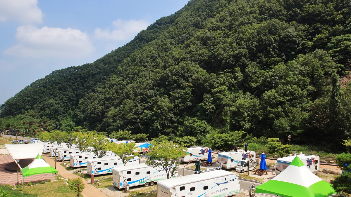 치산관광지 캠핑장