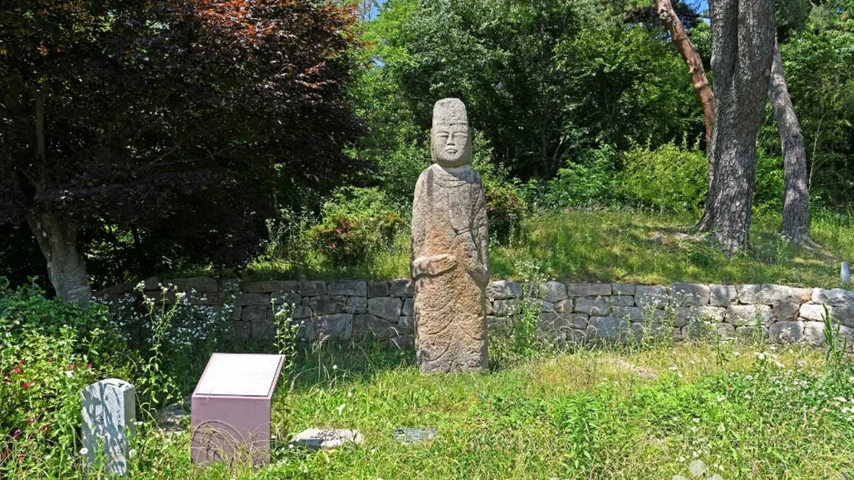 서산여미리석불입상