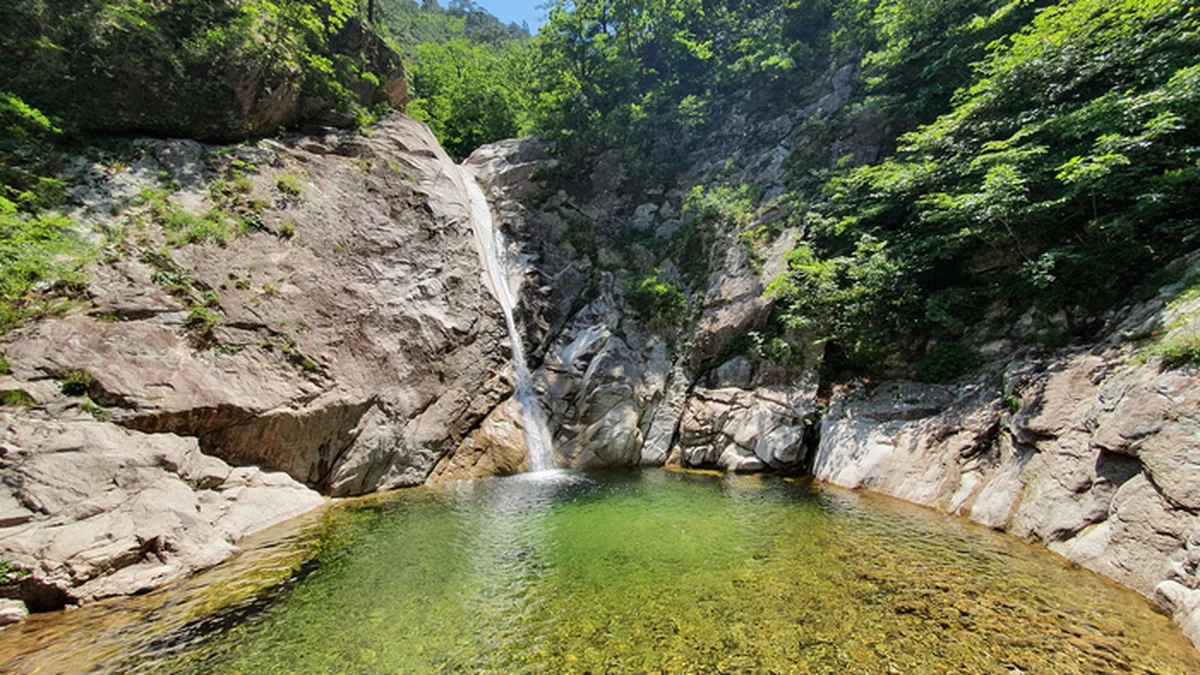 비룡폭포