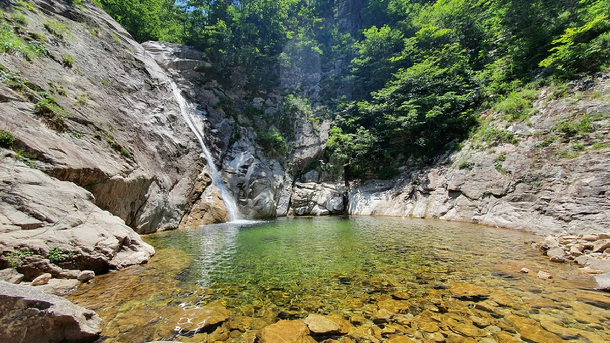 비룡폭포