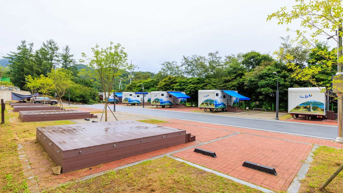 봉황자연휴양림 숲속야영장