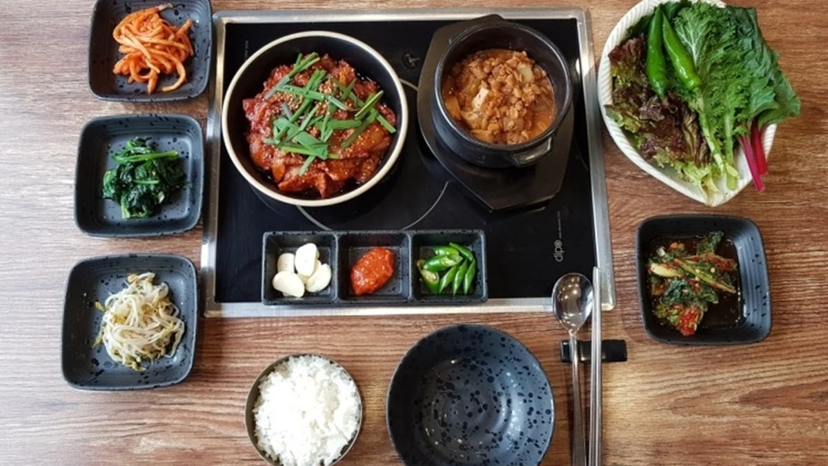 꽁당보리밥&두부찜 일산애니골본점