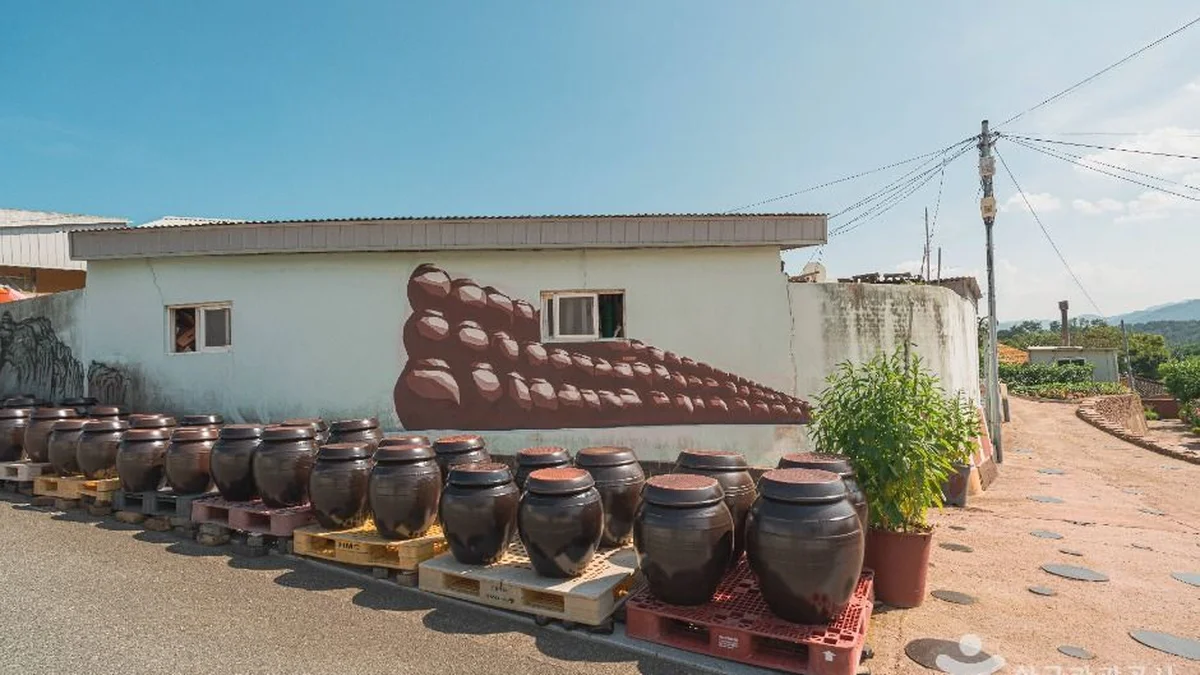 외고산 옹기마을