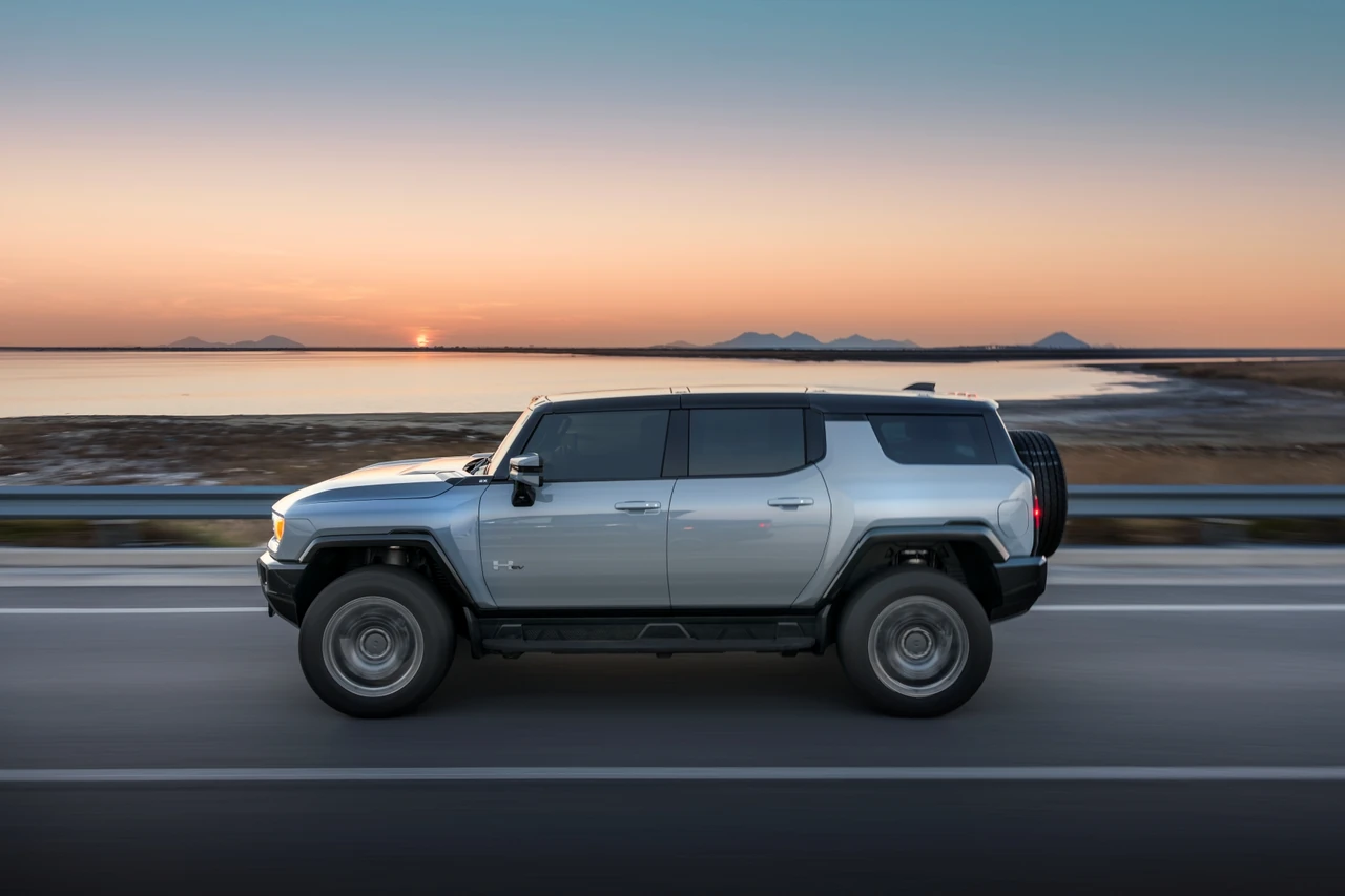 허머 EV / GMC