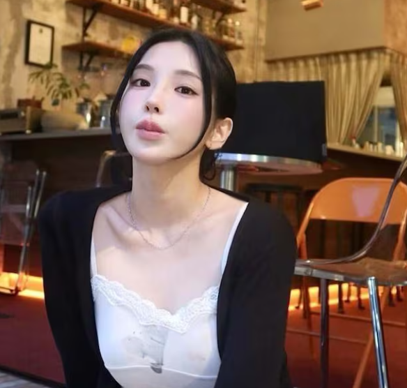 배우 강다은 SNS