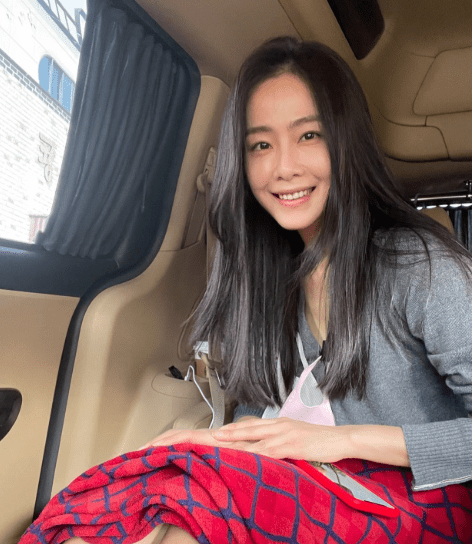 홍수현 SNS