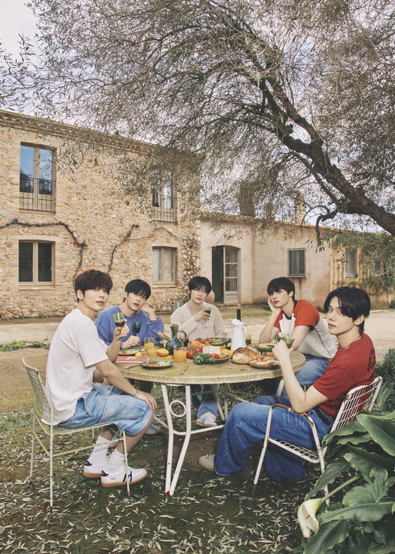 / Big Hit Music